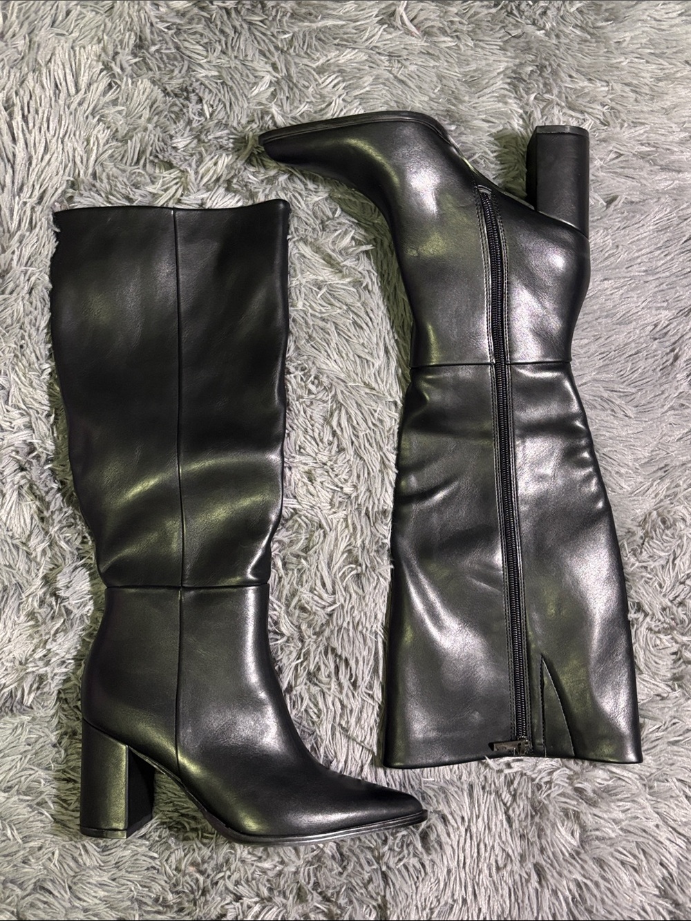 Women’s Black Leather Knee-High Boots NWOT - side zip - Picture 3 of 7